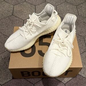 ADIDAS YEEZY Boost 350 V2 Sneakers, Cwhite, Size 8.5